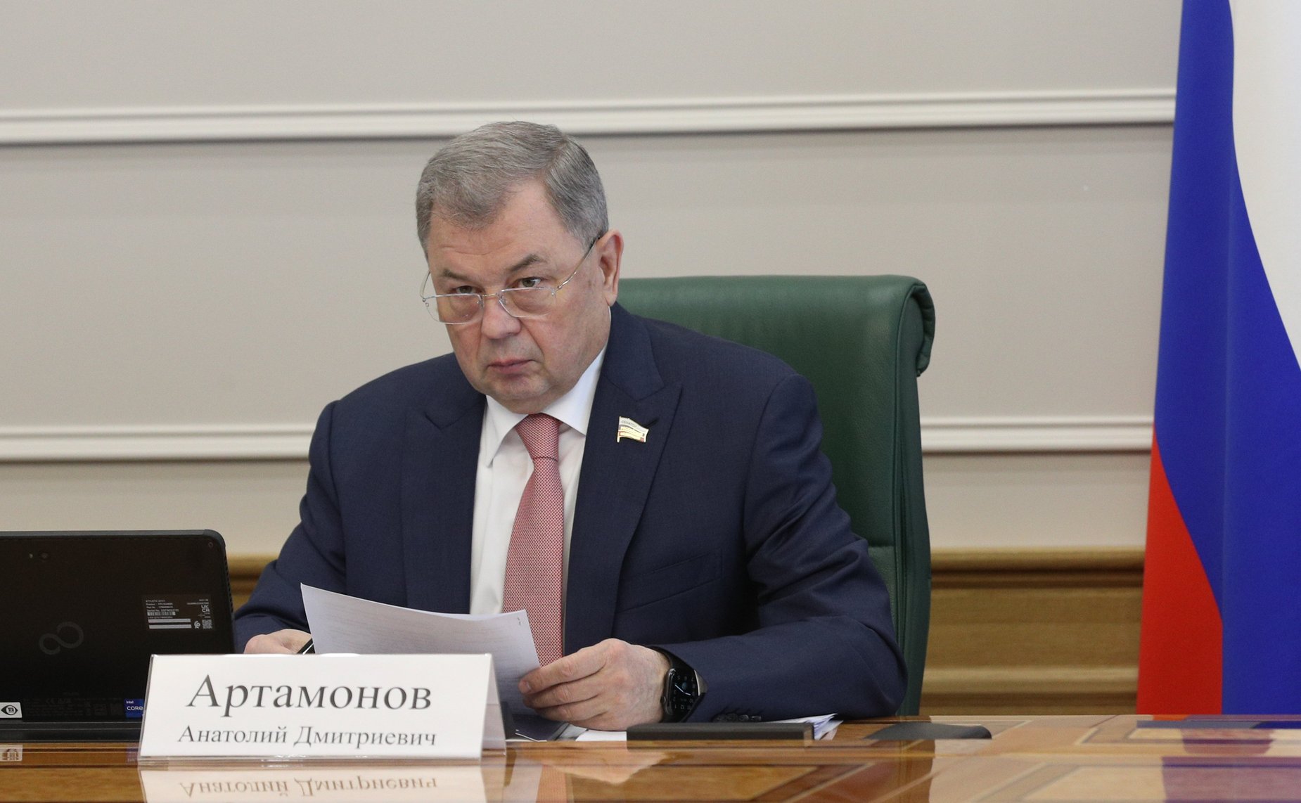 Анатолий Артамонов