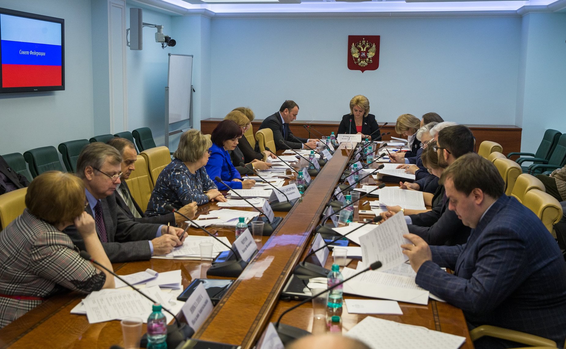 «Круглый стол» на тему «О законодательном обеспечении сохранения, поддержки и развития русского языка»