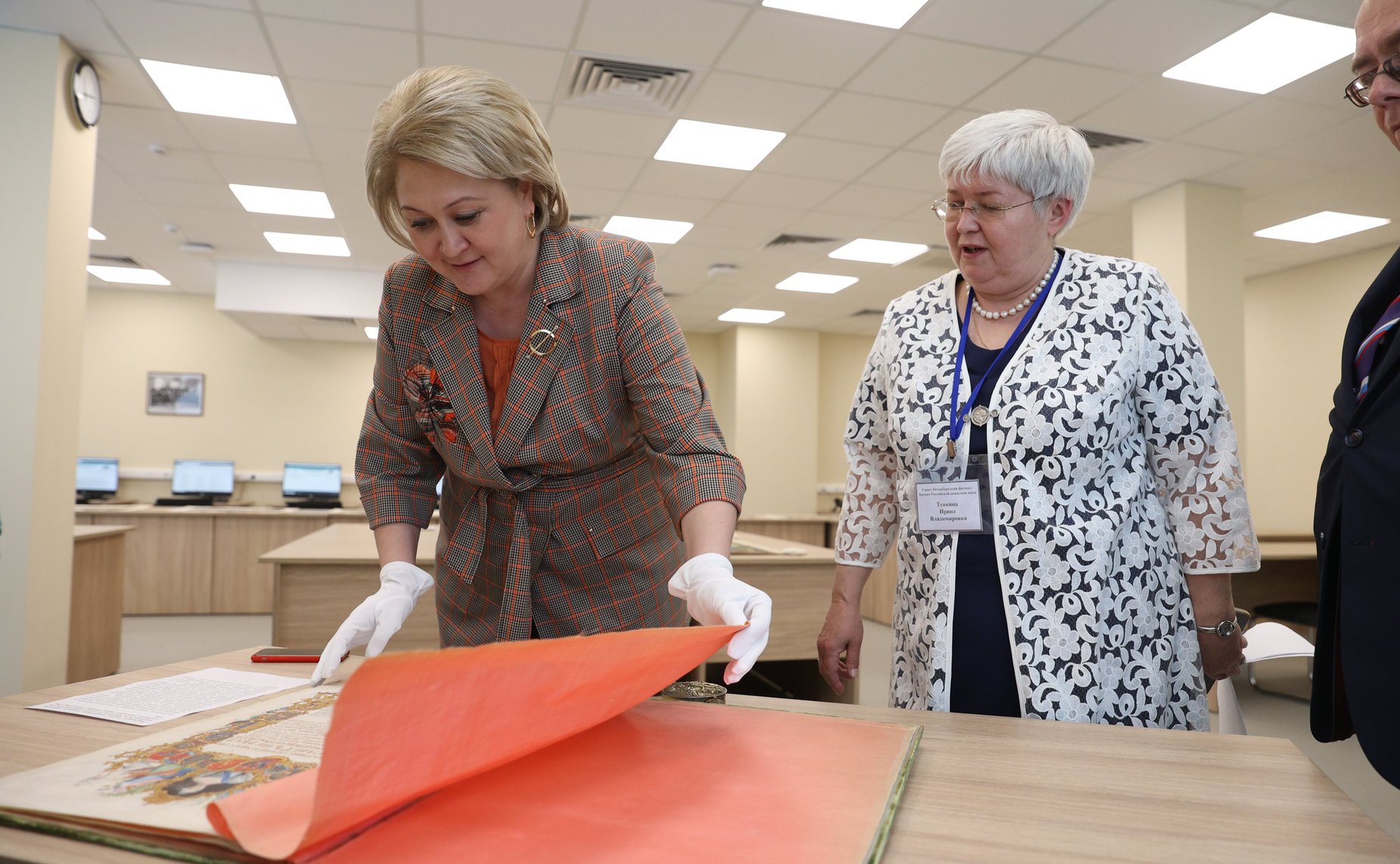 Валентина Матвиенко приняла участие в торжественном открытии нового здания Санкт-Петербургского филиала Архива Российской академии наук