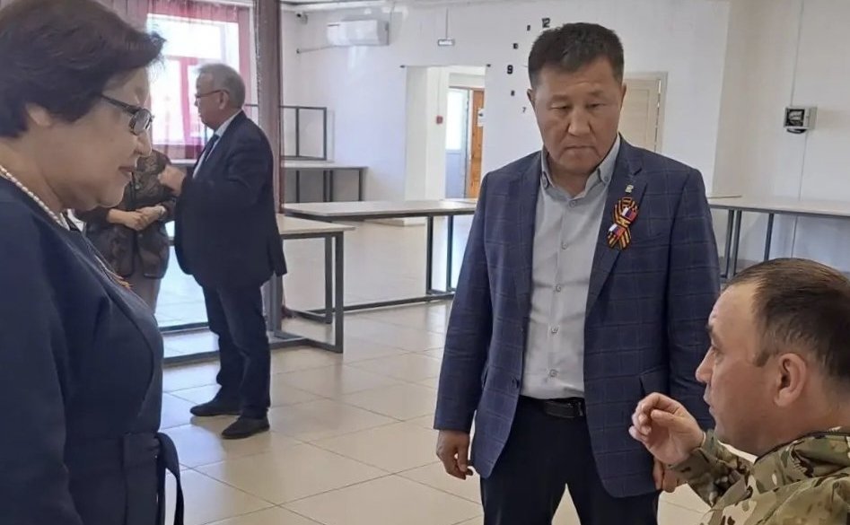 Альбина Кириллова побывала в Петропавловке, районном центре Джидинского района