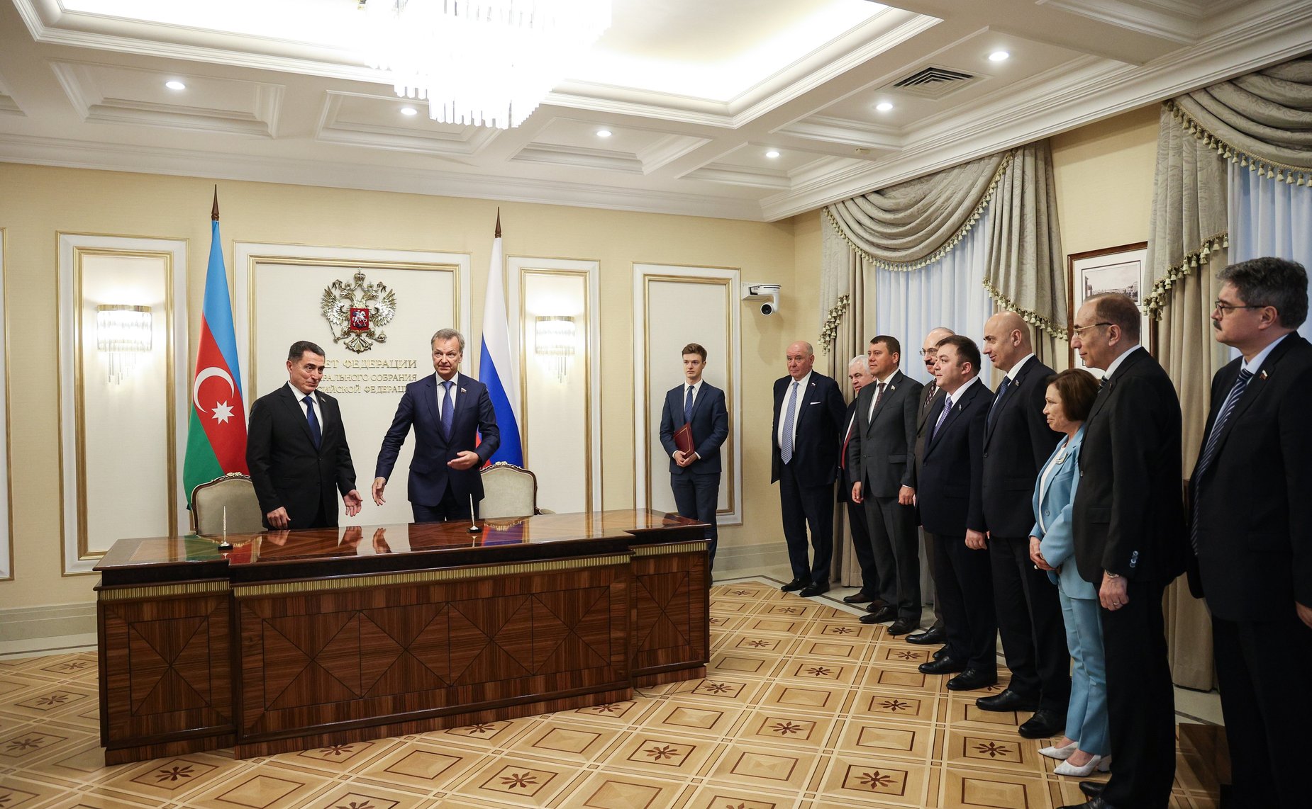 Церемония подписания плана работы («дорожной карты») Межпарламентской комиссии по сотрудничеству Федерального Собрания Российской Федерации и Милли Меджлиса Азербайджанской Республики на 2024–2026 годы