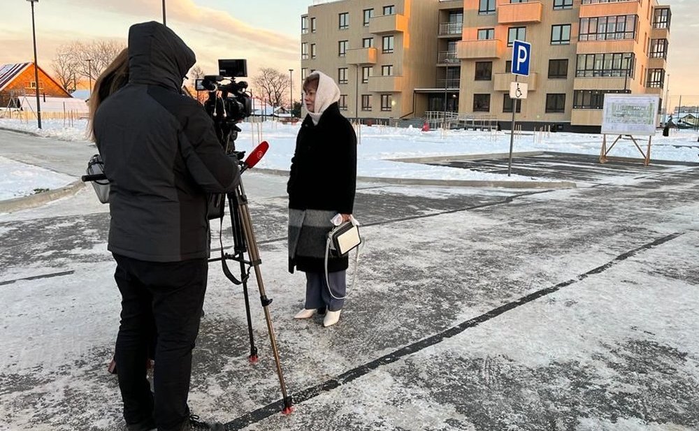 Татьяна Гигель осмотрела два новых четырехэтажных многоквартирных дома в городе Сокол Вологодской области