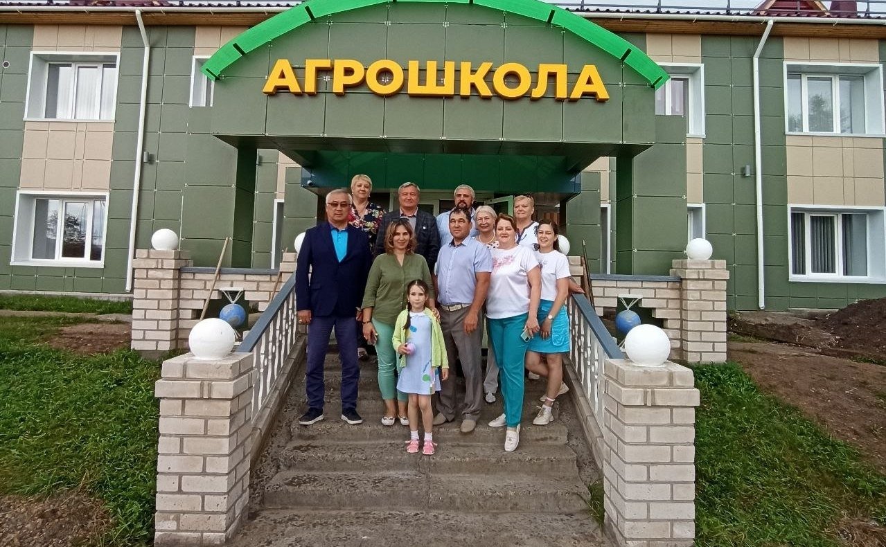 Баир Жамсуев в рамках работы в регионе посетил Читинский район и осмотрел ряд социальных объектов