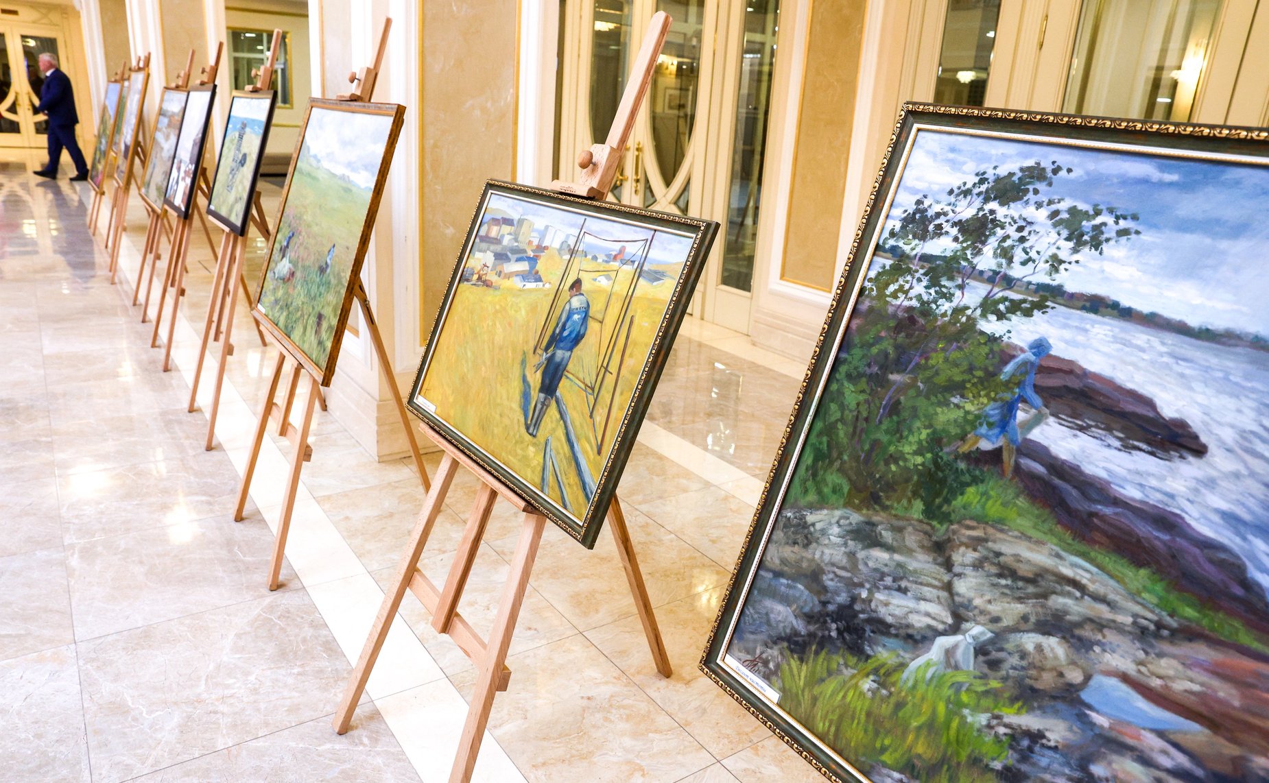 Открытие в Совете Федерации выставки федерального проекта «Чистая Арктика» и награждение лучших волонтеров и партнеров федерального проекта «Чистая Арктика»