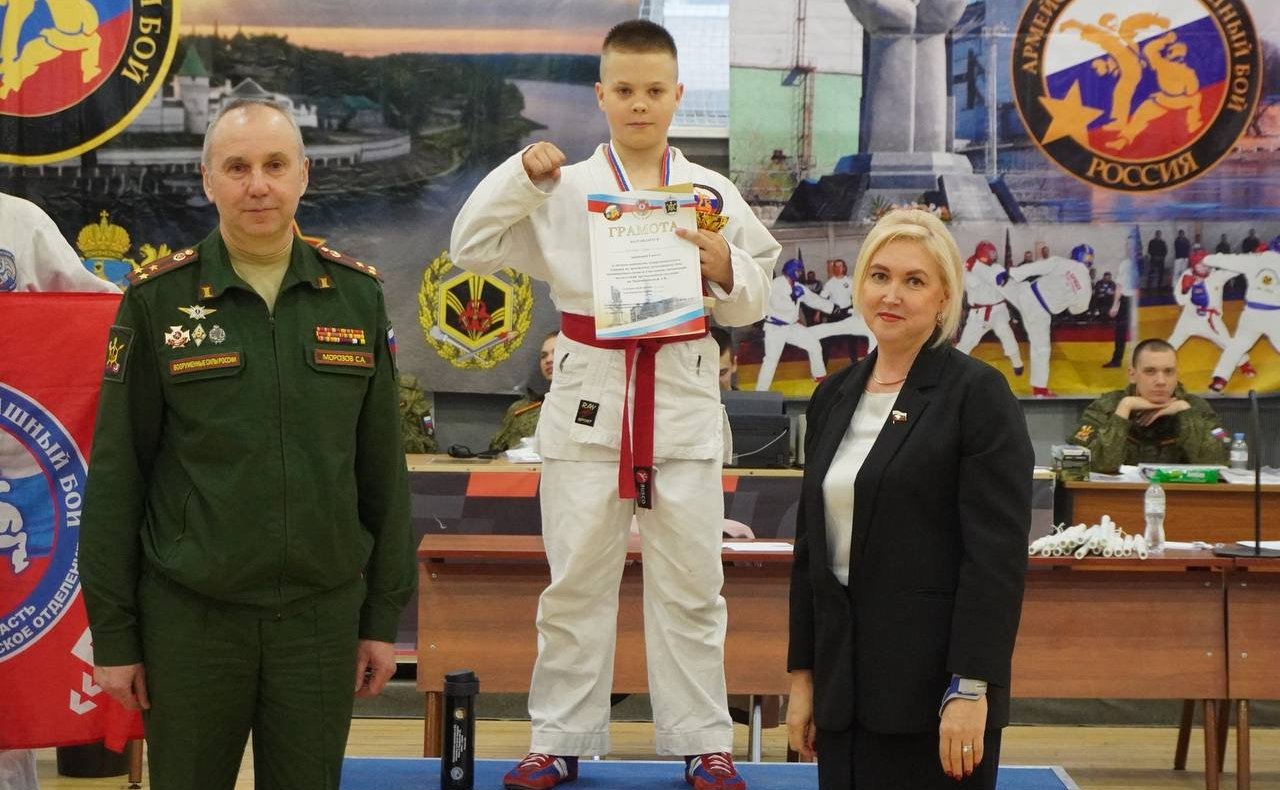 Светлана Кириллова приняла участие в церемонии награждения победителей и призеров Всероссийского турнира по армейскому рукопашному бою среди детей и подростков в Костроме