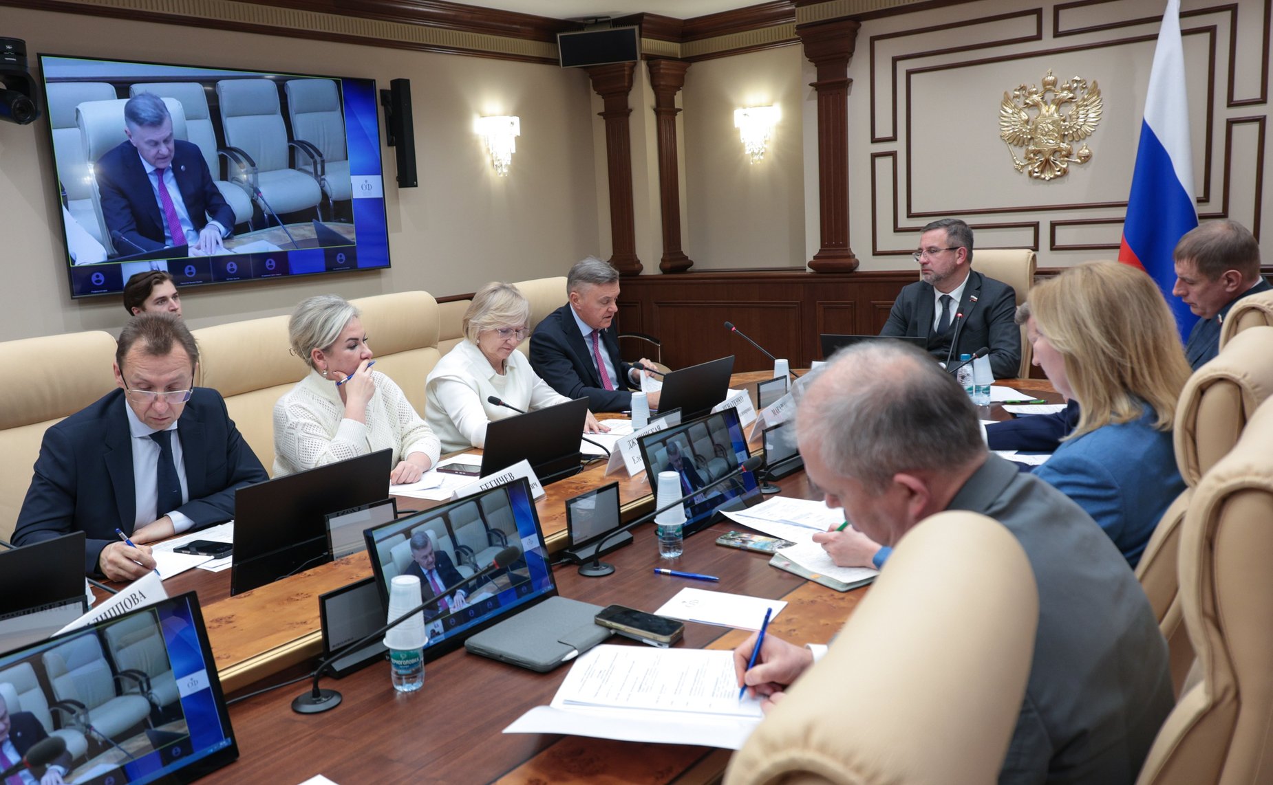 Круглый стол Комитета СФ по конституционному законодательству и государственному строительству «Реформа нотариата: вопросы нормативно-правового регулирования нотариальной деятельности»