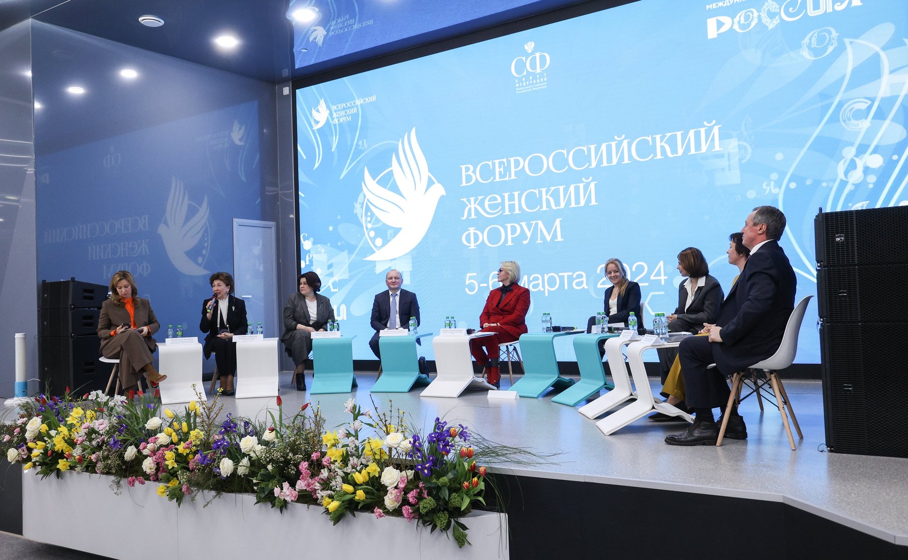 Галина Карелова приняла участие в Образовательно-выставочном пространстве СИБУРа на тему «Инновационные технологии для здоровья женщин на производстве: новые возможности и вызовы для цифровой медицины»