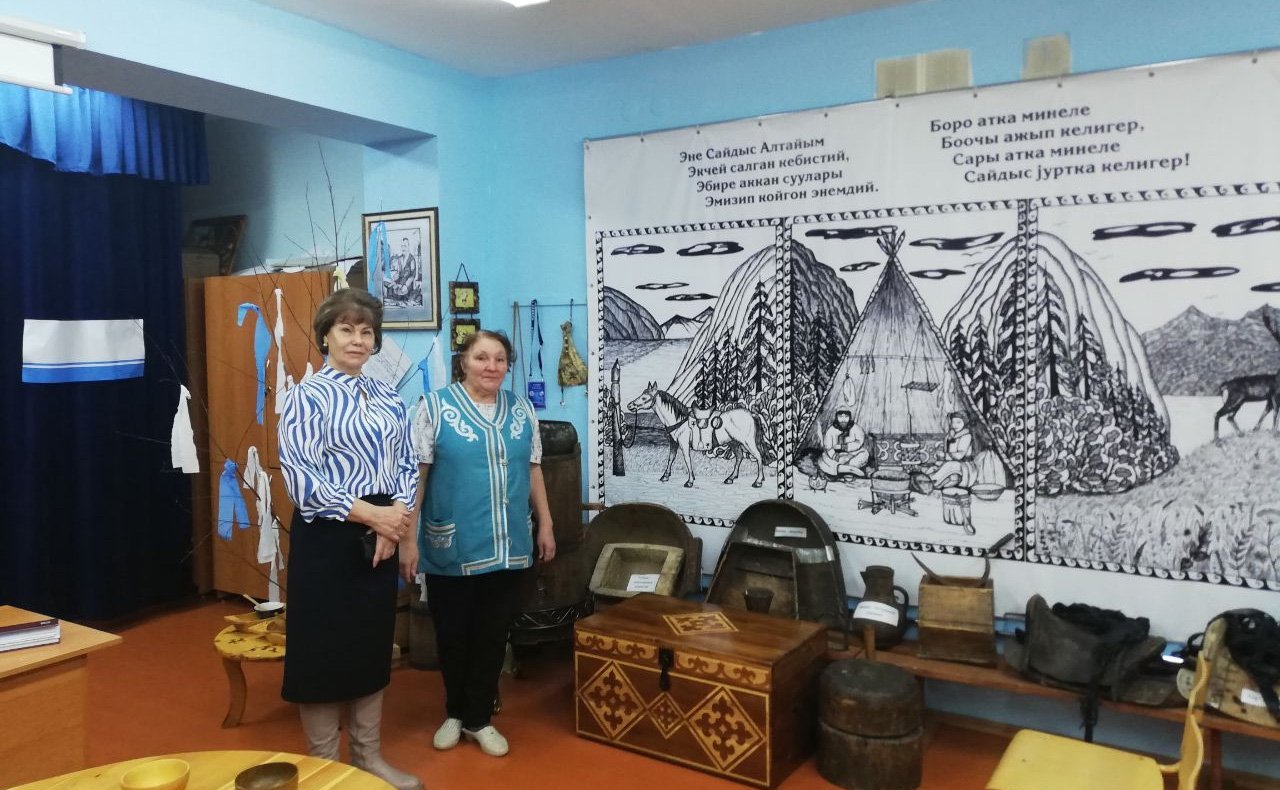 Татьяна Гигель в ходе рабочей командировки по региону встретилась с коллективом основной общеобразовательной школы села Сайдыс