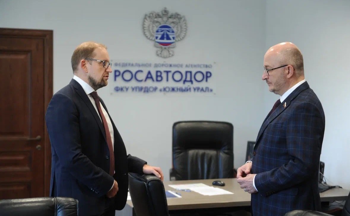 Олег Цепкин поздравил работников дорожной отрасли