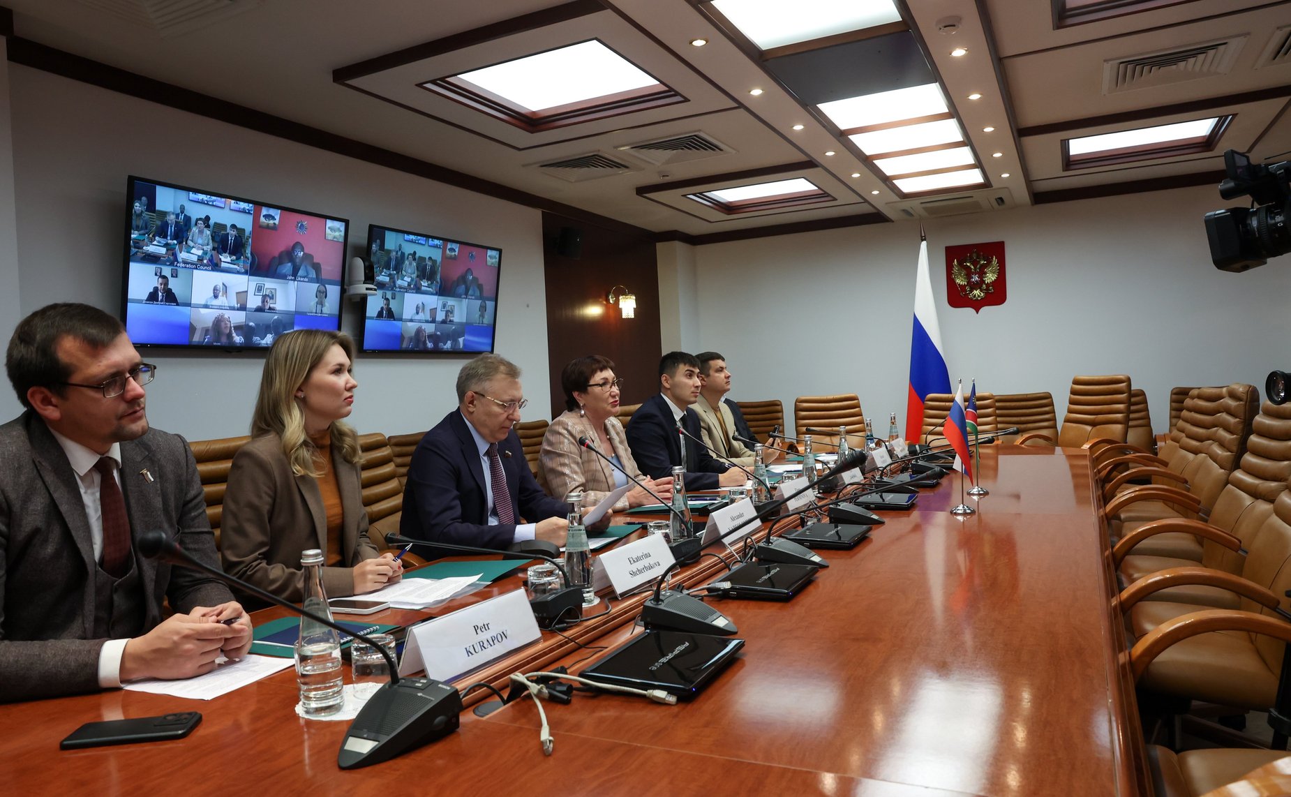 Встреча членов Палаты молодых законодателей при Совете Федерации с молодыми парламентариями Республики Намибии