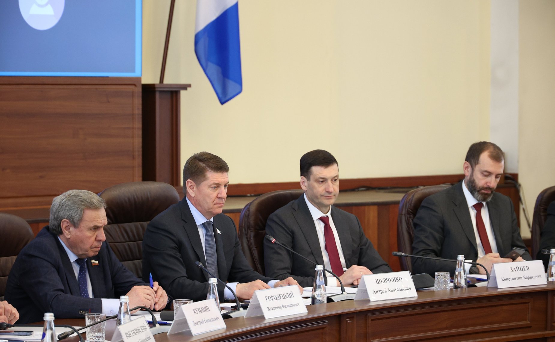 Сенаторы провели выездное совещание, посвященное реализации Постановления СФ о господдержке социально-экономического развития Иркутской области