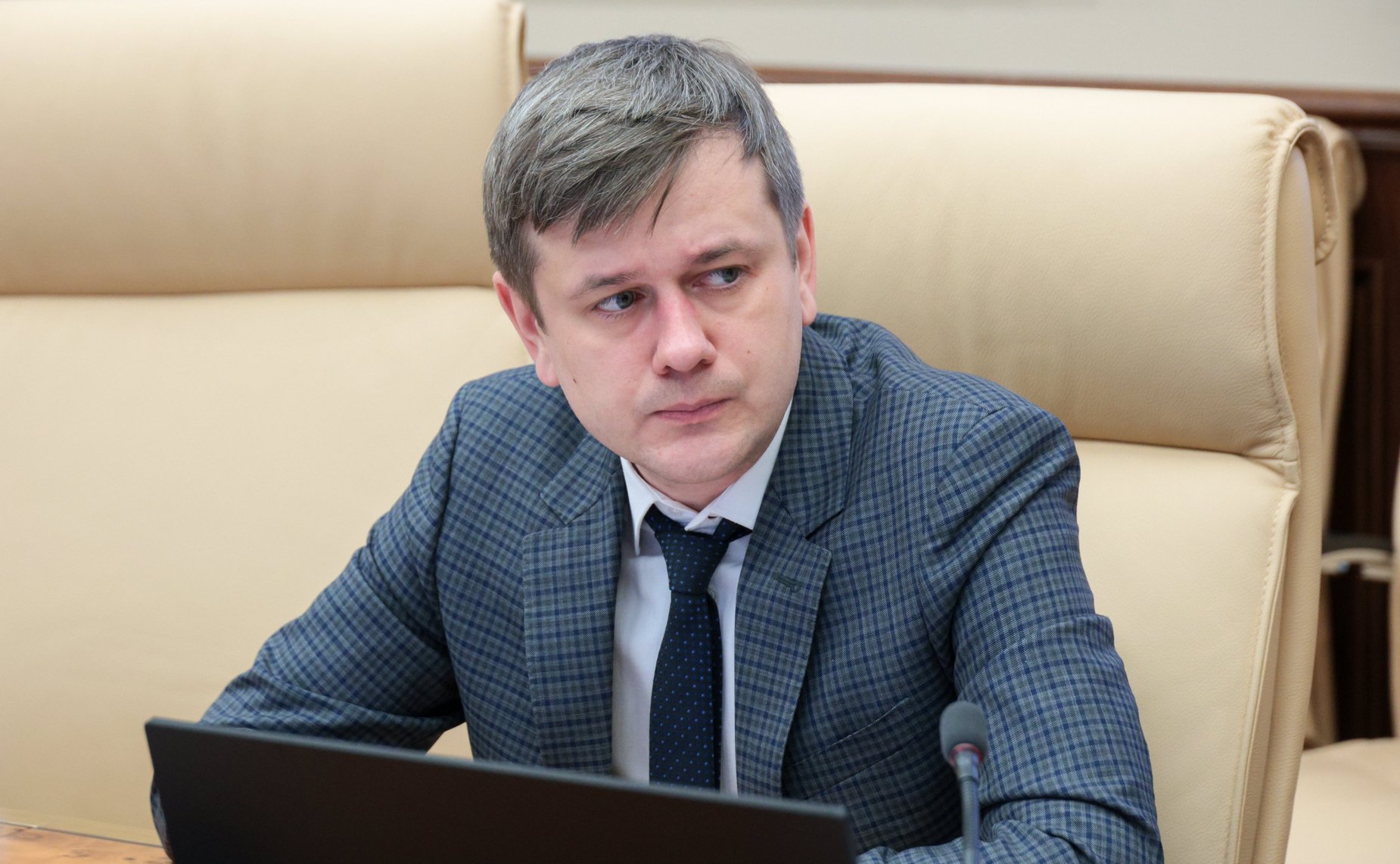 Совещание Комитета Совета Федерации по экономической политике на тему «О мерах по обеспечению безопасности использования оборудованных электродвигателями транспортных средств и самоходной техники»