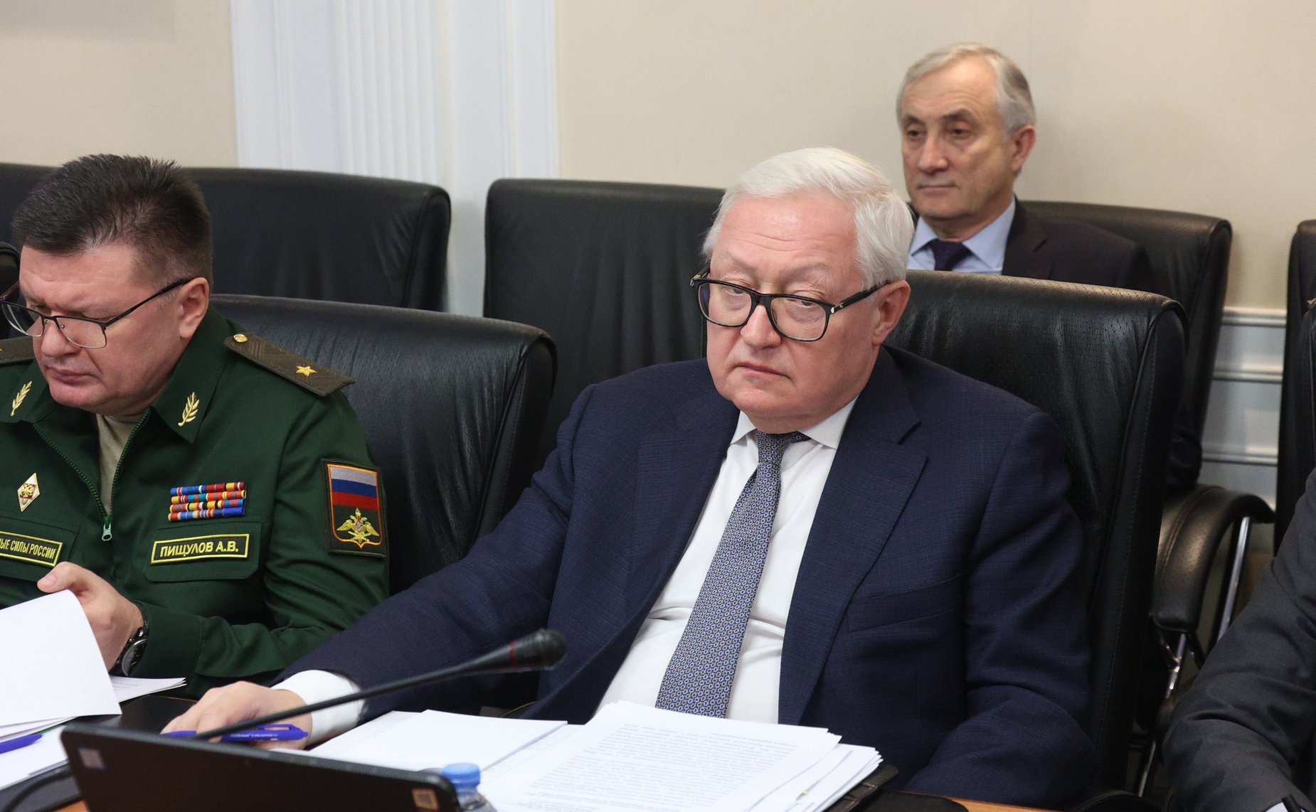 Круглый стол Комитета СФ по международным делам на тему «Кризис системы международно-правовых договоренностей в сфере контроля над вооружениями и нераспространения оружия массового поражения»