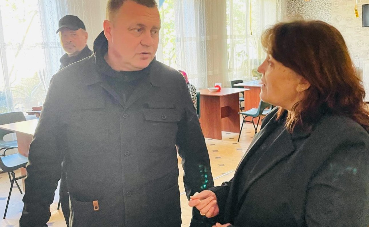 Игорь Кастюкевич привез обогреватели и увлажнители воздуха в Новокиевский детский дом и Гериатрический пансионат Чаплынки