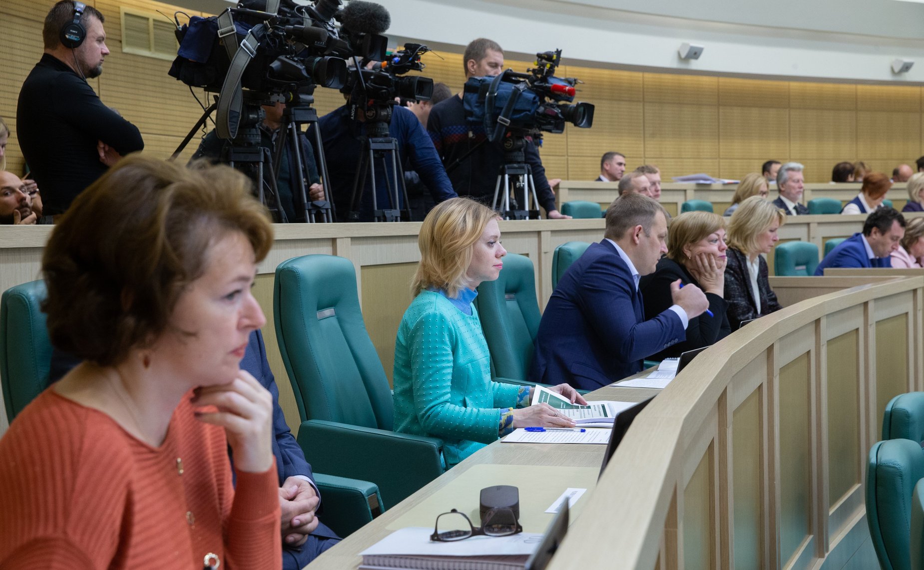 Парламентские слушания по обсуждению проекта бюджета на 2019 г. и на плановый период 2020 и 2021 гг