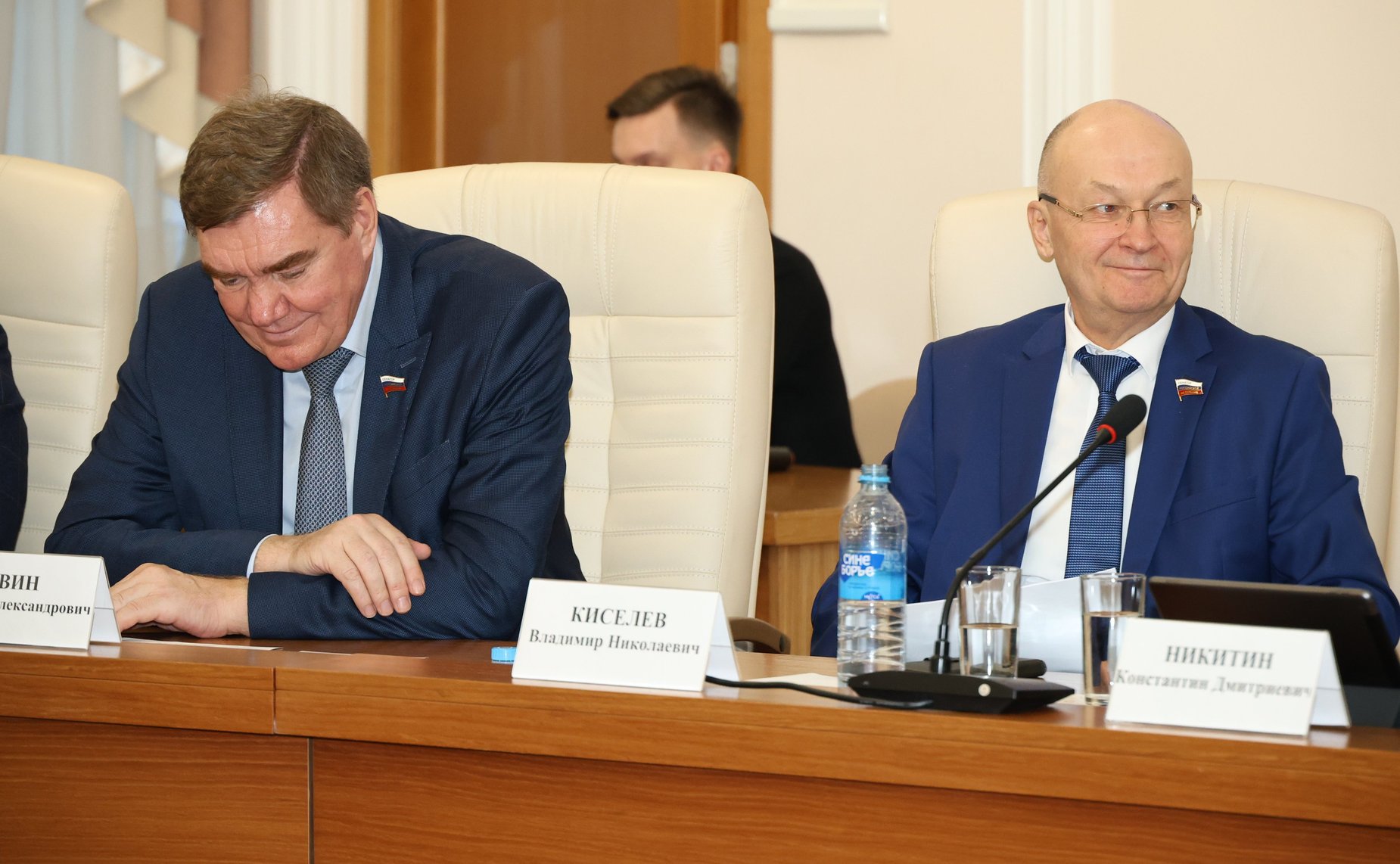 Члены Комиссии СФ по мониторингу законодательства в сфере государственного контроля (надзора) и муниципального контроля в РФ провели встречу с руководителями надзорных органов региона