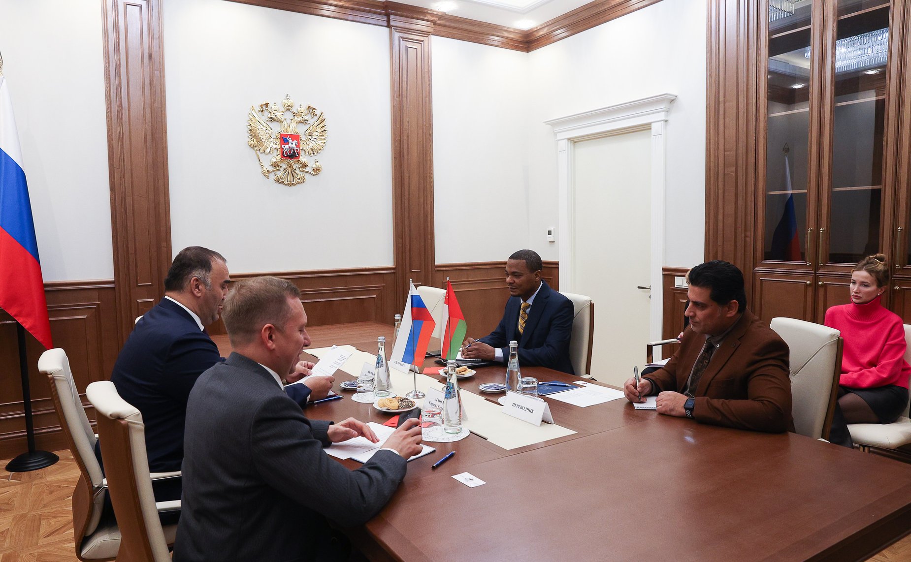 Встреча заместителя председателя Комитета СФ по социальной политике Мохмада Ахмадова с Чрезвычайным и Полномочным Послом Султаната Оман в РФ