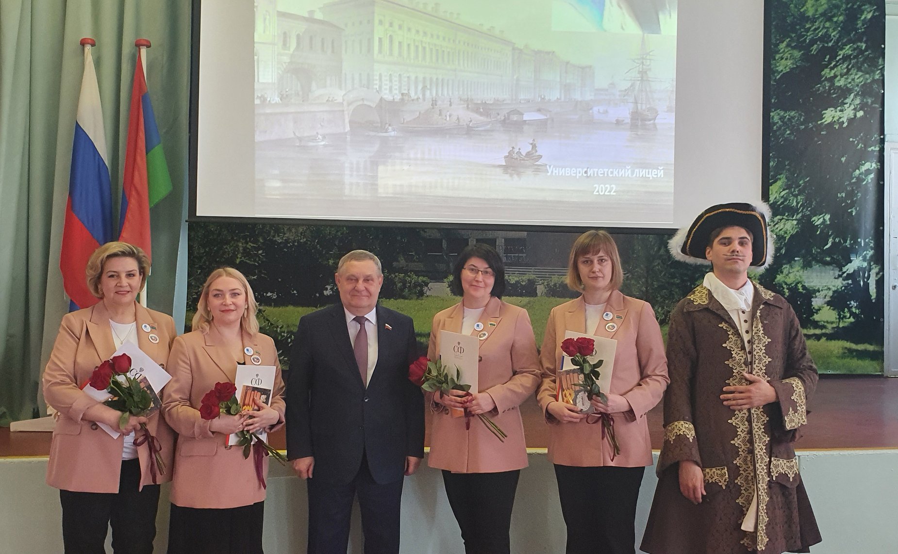 Александр Ракитин принял участие в 50-м юбилейном Слете отличников муниципального образовательного учреждения «Университетский лицей», который проходит в этом году в рамках Петровской ассамблеи