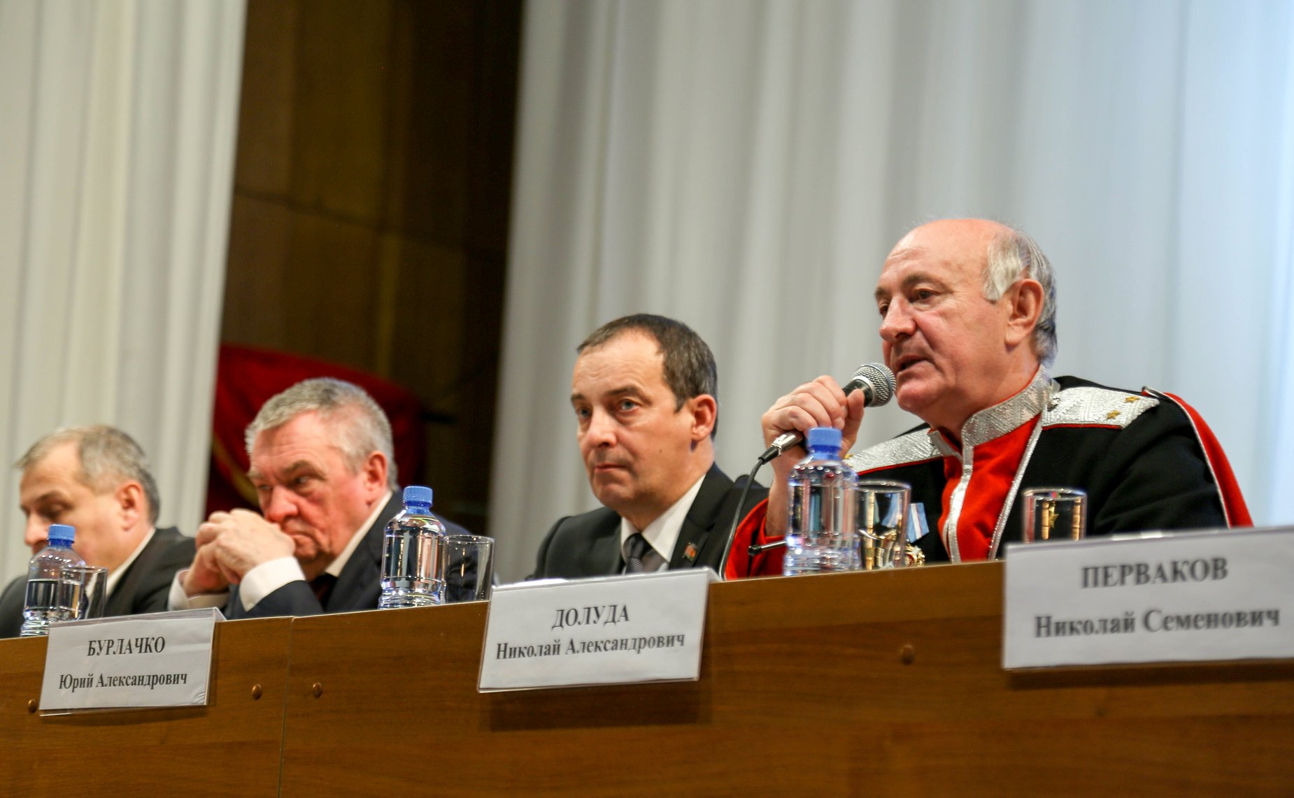 В. Бекетов принял участие в отчетном сборе Кубанского казачьего войска, прошедшем в Краснодаре