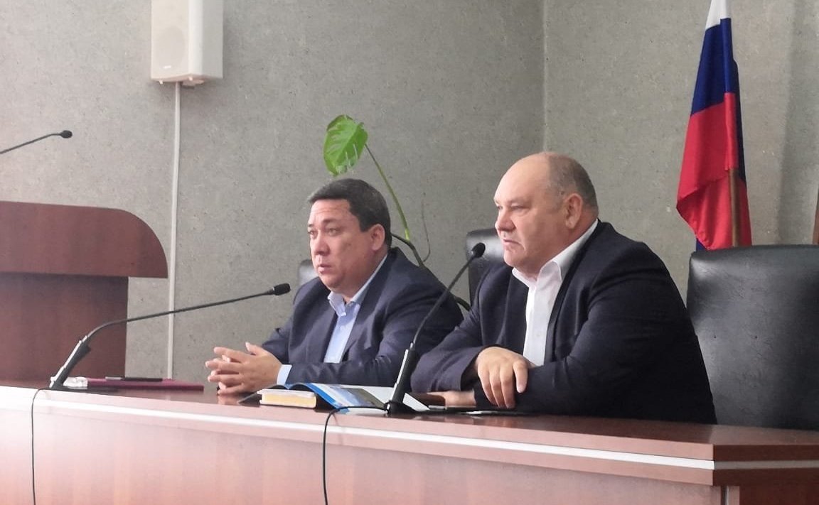 Владимир Полетаев провел встречи с жителями Усть-Коксинского района