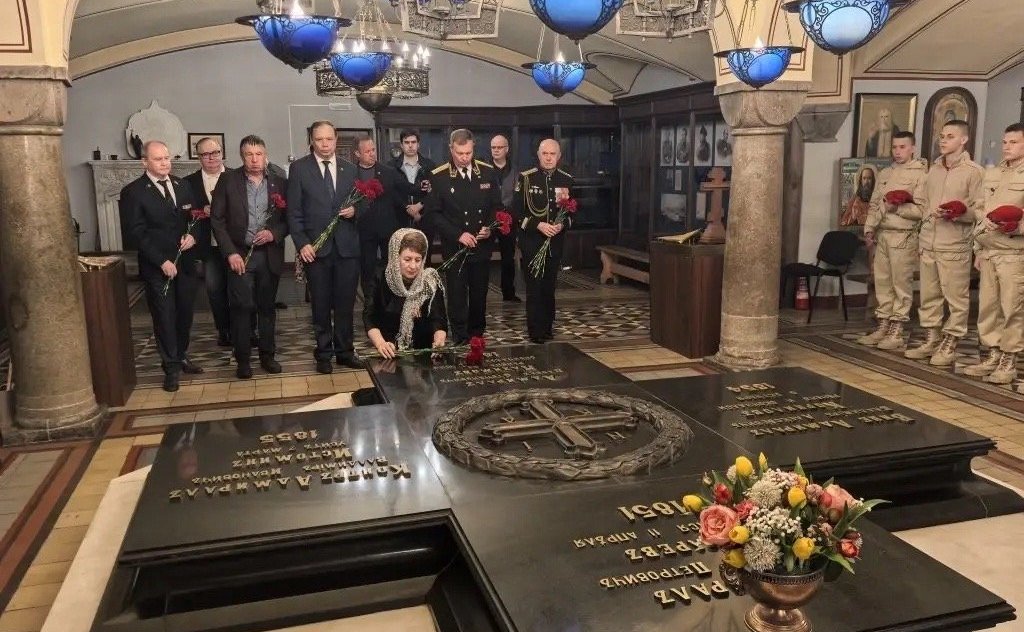Екатерина Алтабаева приняла участие в благодарственном молебне в Свято-Владимирском соборе