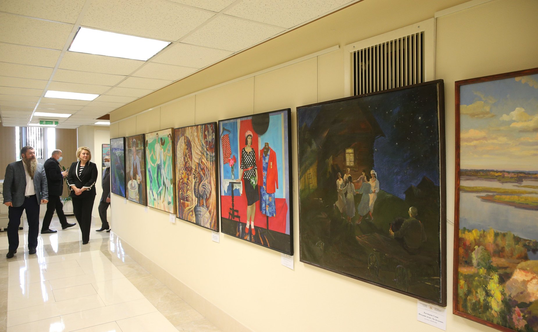 Открытие в Совете Федерации выставки «Наша республика», посвященной 100-летию ТаССР