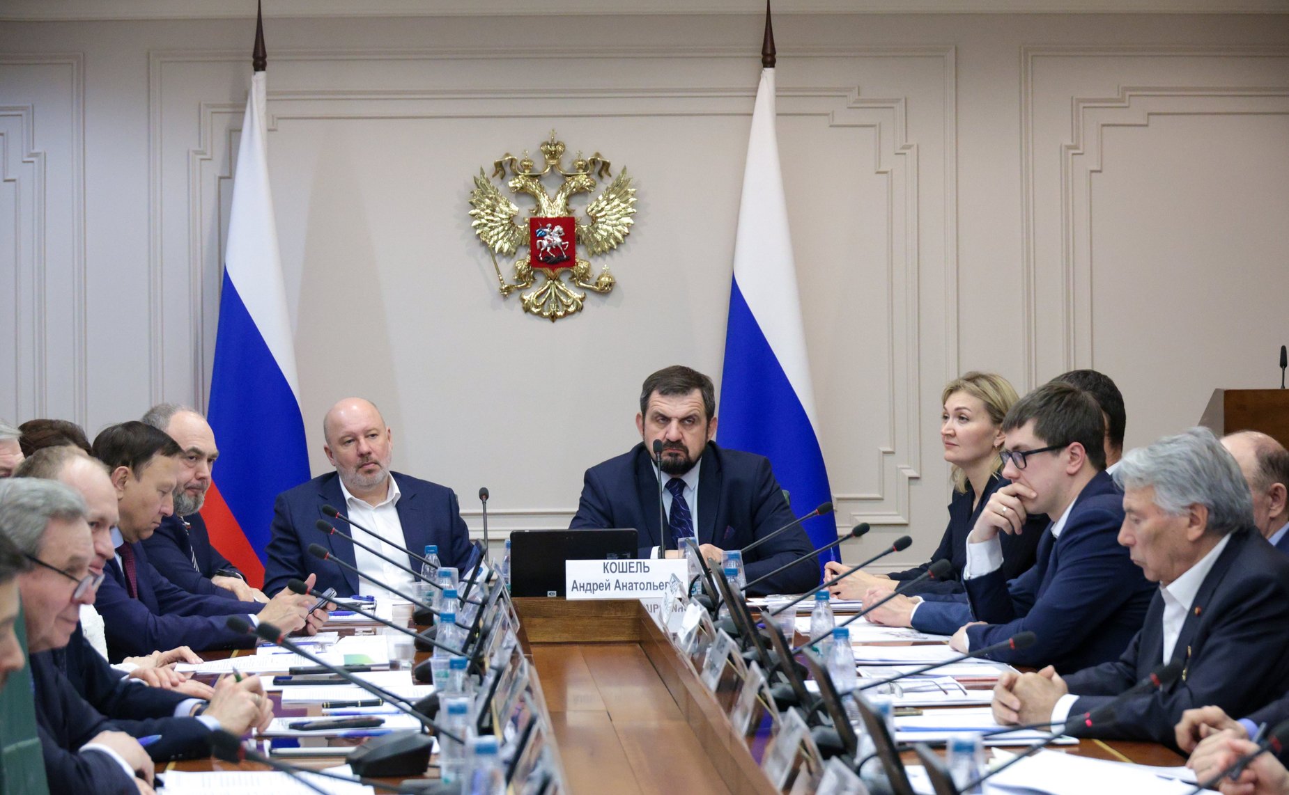 Круглый стол на тему «О реализации проектов по строительству индивидуальных жилых домов по договорам строительного подряда с использованием счетов эскроу»