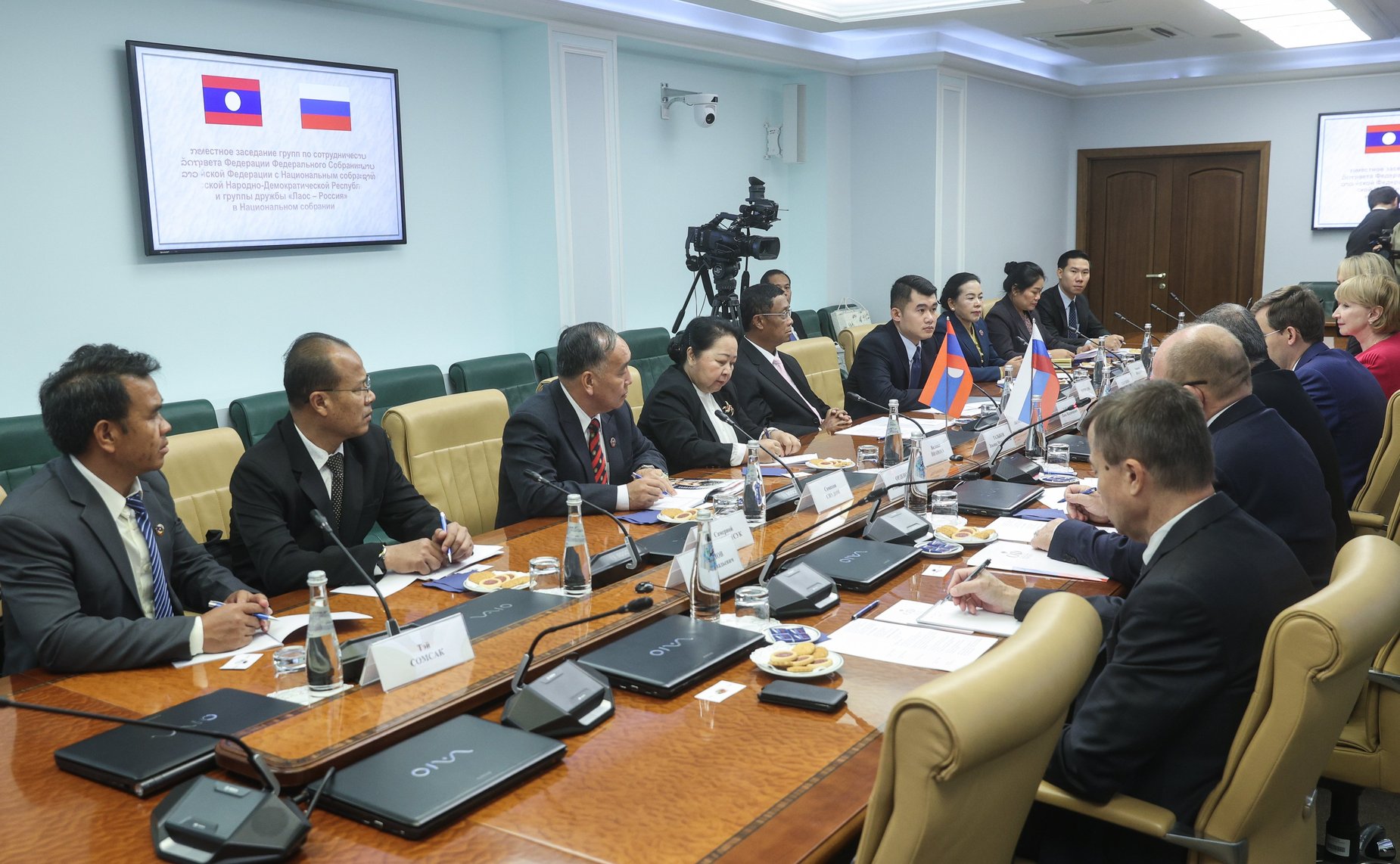 Совместное заседание группы по сотрудничеству СФ с Национальным Собранием Лаосской Народно-Демократической Республики и группы дружбы «Лаос-Россия» в Национальном Собрании Лаосской Народно-Демократической Республики