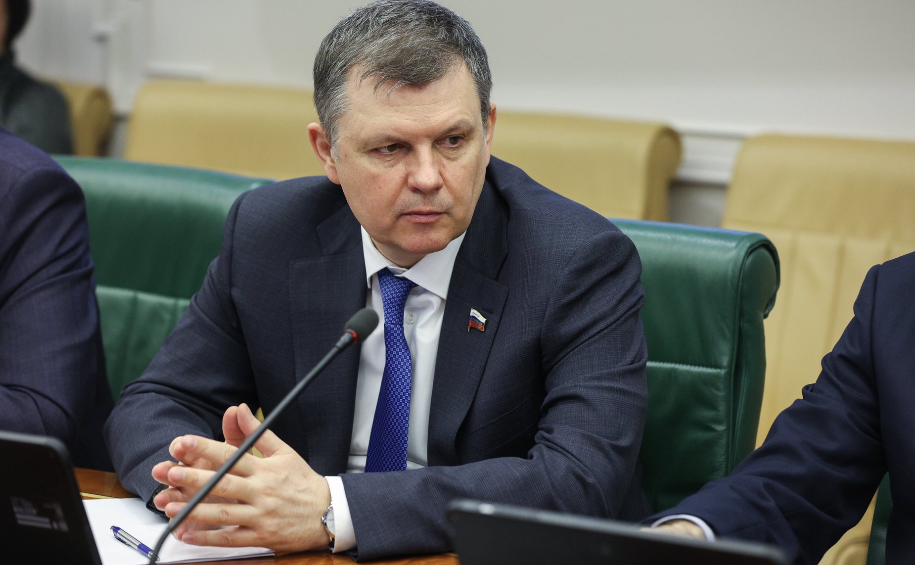 Александр Наролин