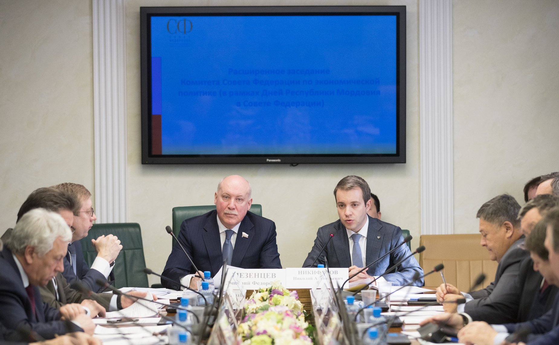 Д. Мезенцев и Н. Никифоров