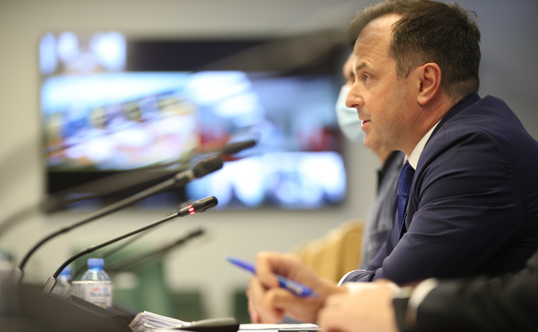 «Круглый стол» на тему «О мерах по повышению уровня расчетов потребителей на розничном рынке электрической энергии»