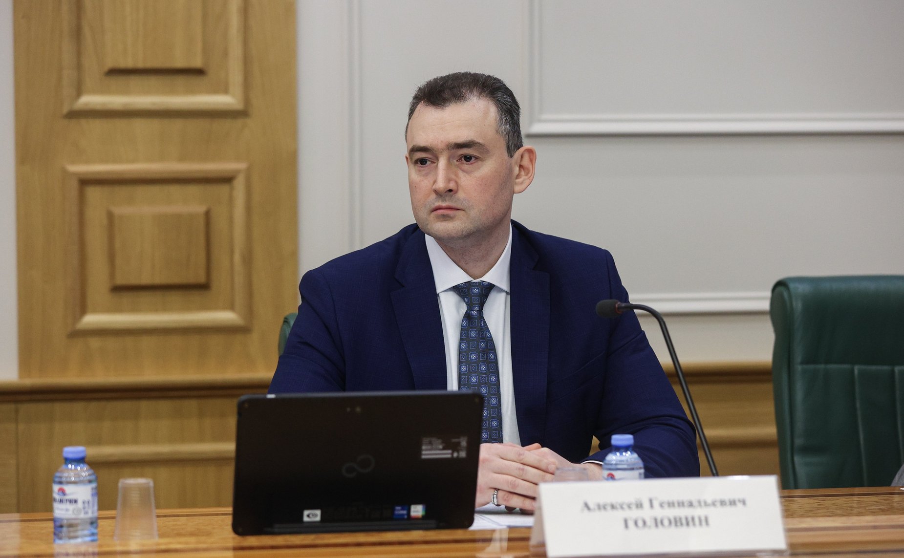 Семинар для помощников сенаторов РФ по работе в СФ, работающих по срочному служебному контракту или по срочному трудовому договорю, по вопросам обеспечения деятельности сенаторов РФ совместно с Управлением государственной службы и кадров Аппарата СФ