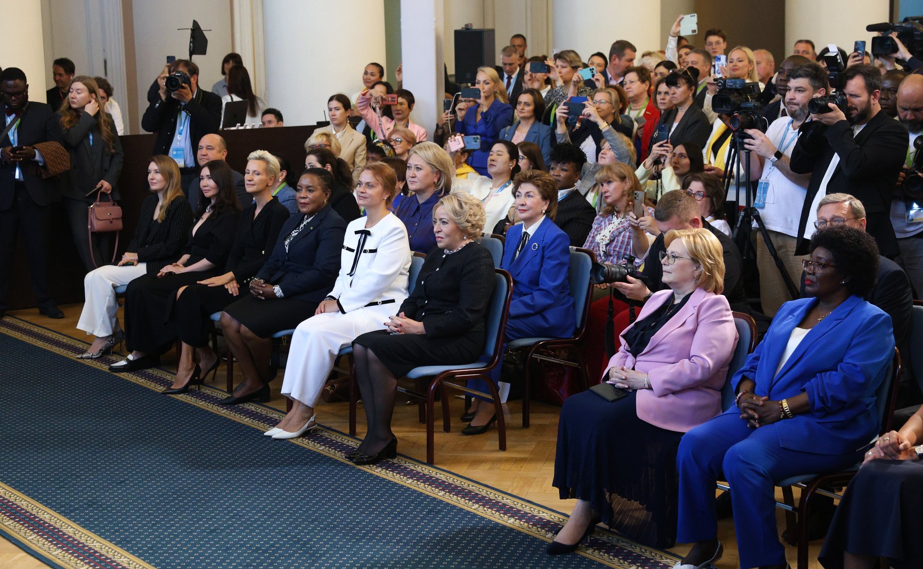 Валентина Матвиенко приняла участие в церемонии награждения лауреатов премии «Общественное признание»