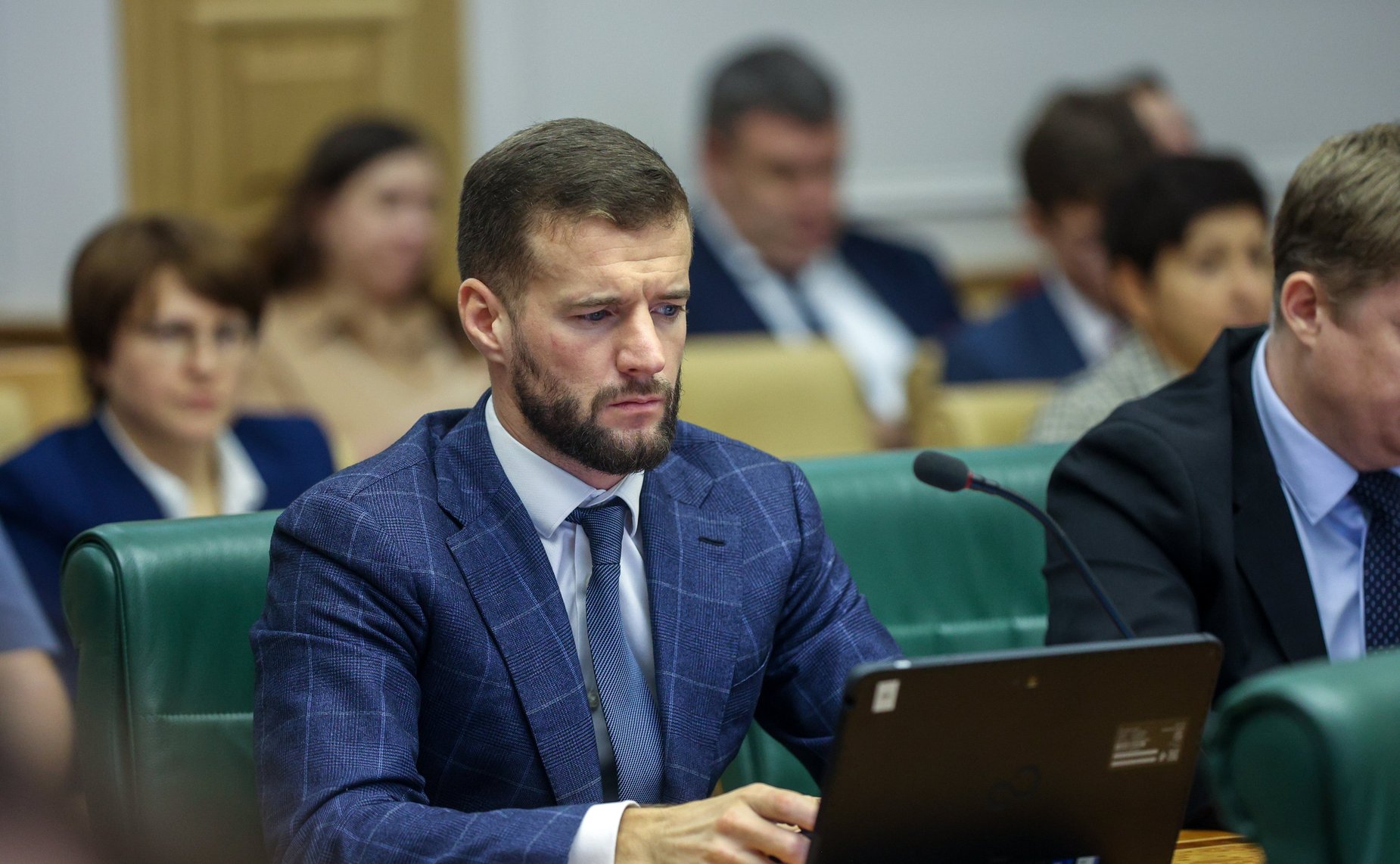 Совещание Комитета Совета Федерации по Регламенту и организации парламентской деятельности на тему «Развитие нормативно-правового регулирования обеспечения технологического суверенитета и подготовки кадров в сфере БАС»