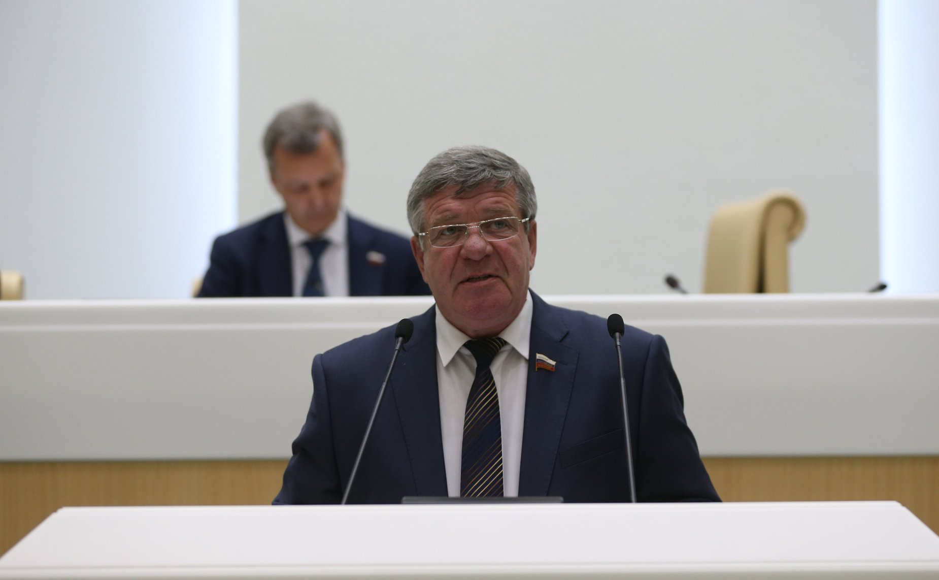 Валерий Семенов