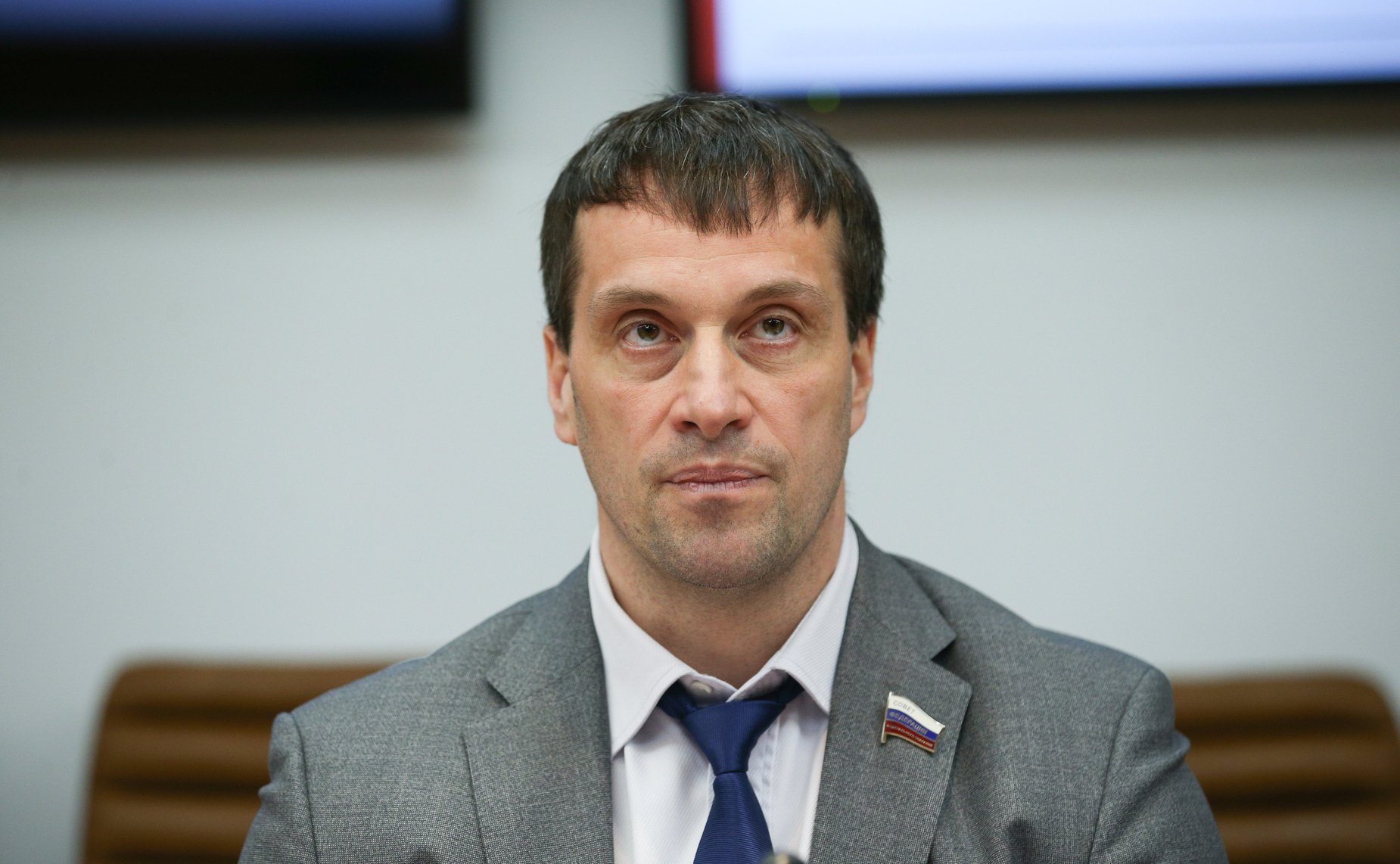 Эдуард Исаков