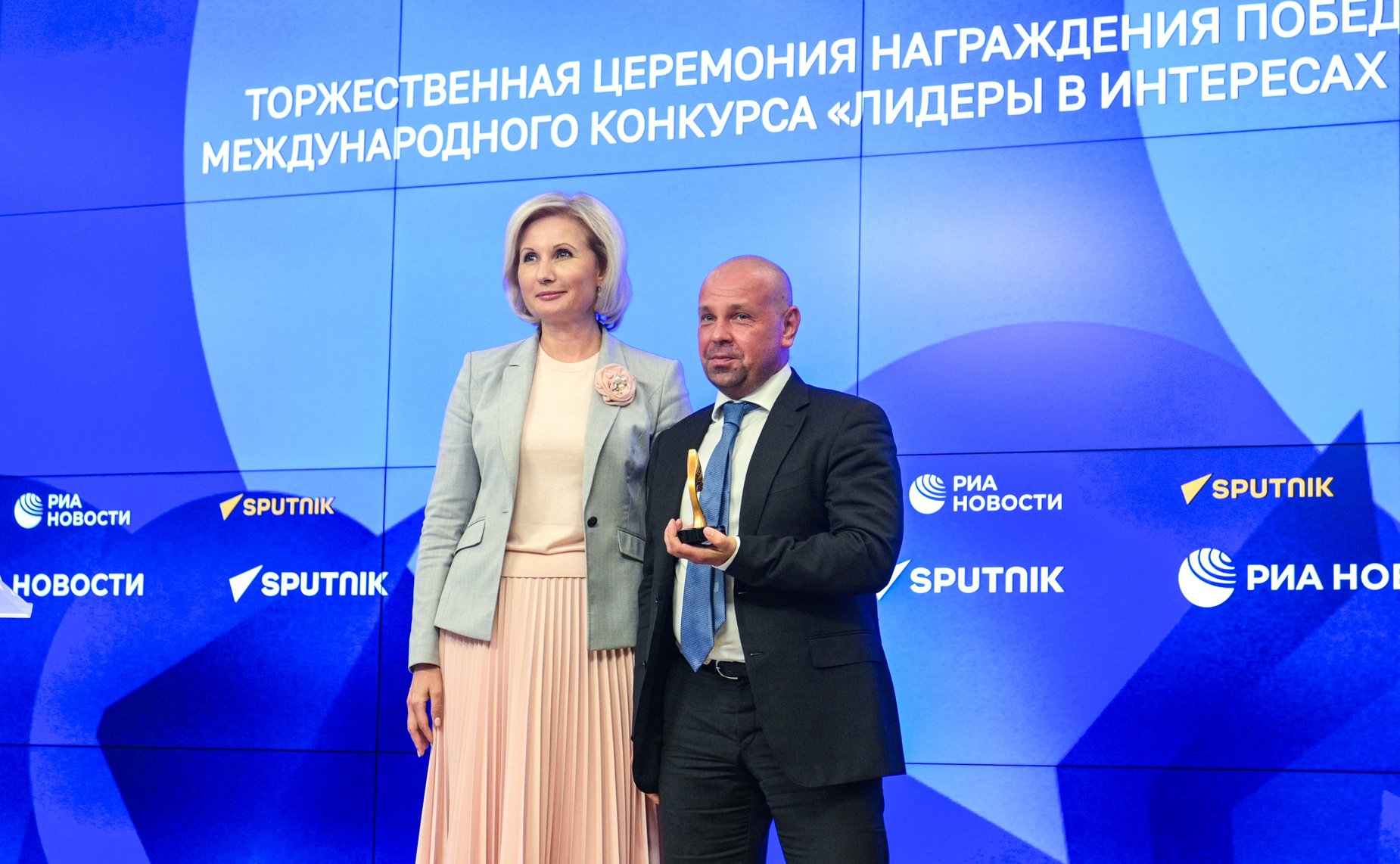 В ММПЦ «Россия сегодня» прошла церемония подведения итогов конкурса «Лидеры в интересах женщин»
