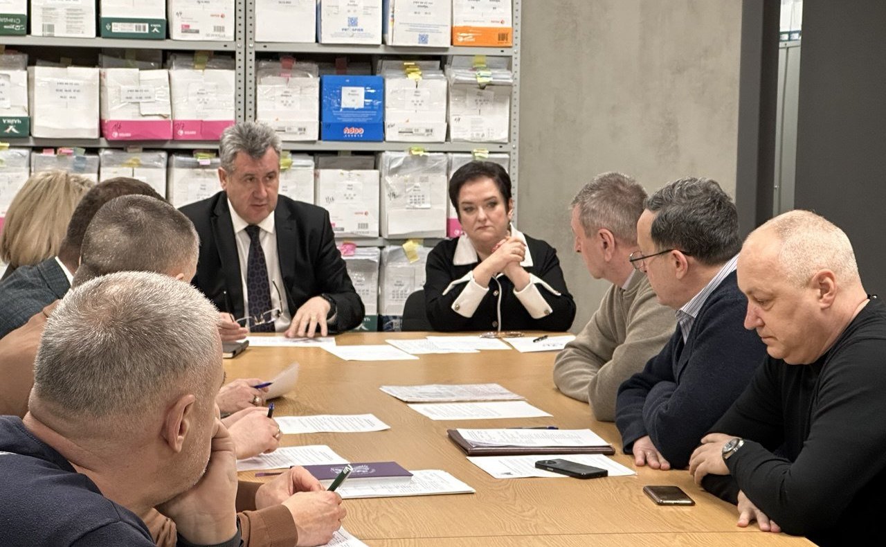 Лариса Мельник инициировала проведение совещания по актуальным проблемам рыбодобывающей отрасли региона