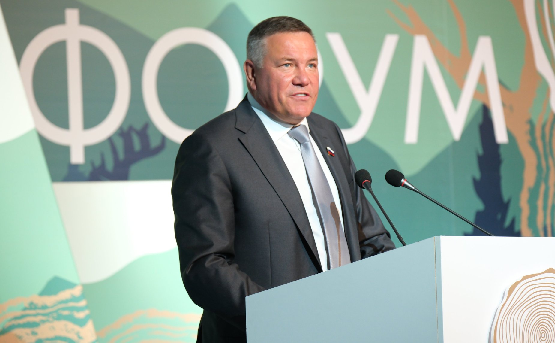 Олег Кувшинников