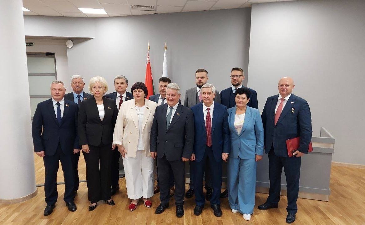 Елена Афанасьева приняла участие в заседание Комиссии Парламентского Собрания по сохранению и защите исторической памяти