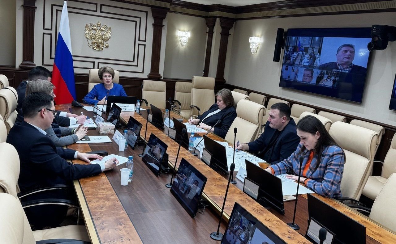 Екатерина Алтабаева провела совещание на тему сохранения археологического наследия России