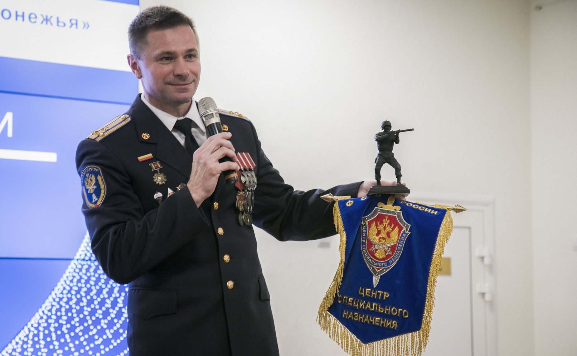 Ю. Воробьев провел урок патриотического воспитания в Кадетской школе «Корабелы Прионежья»