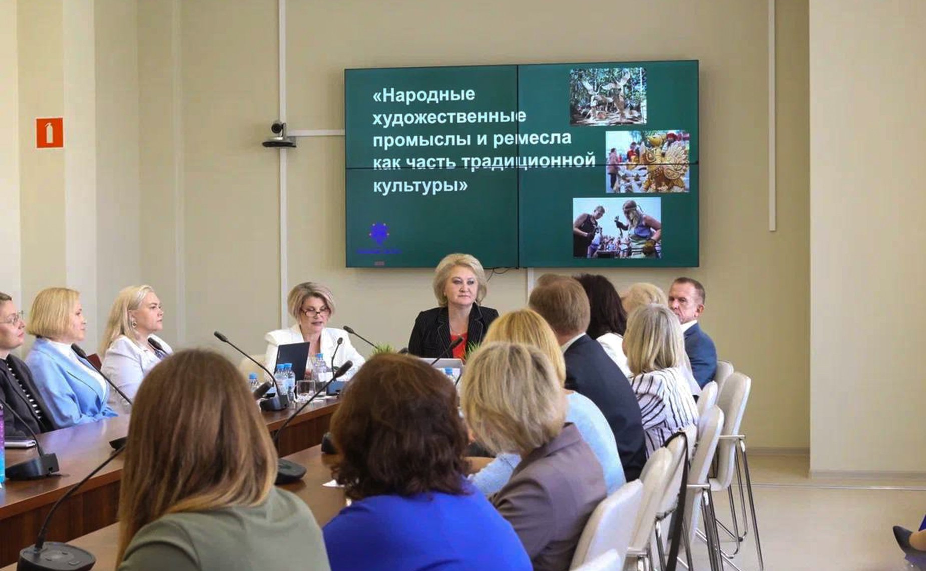 Председатель Комитета СФ по науке, образованию и культуре Лилия Гумерова приняла участие в мероприятиях XVI Международного фестиваля народных ремесел «Праздник топора» в Томске