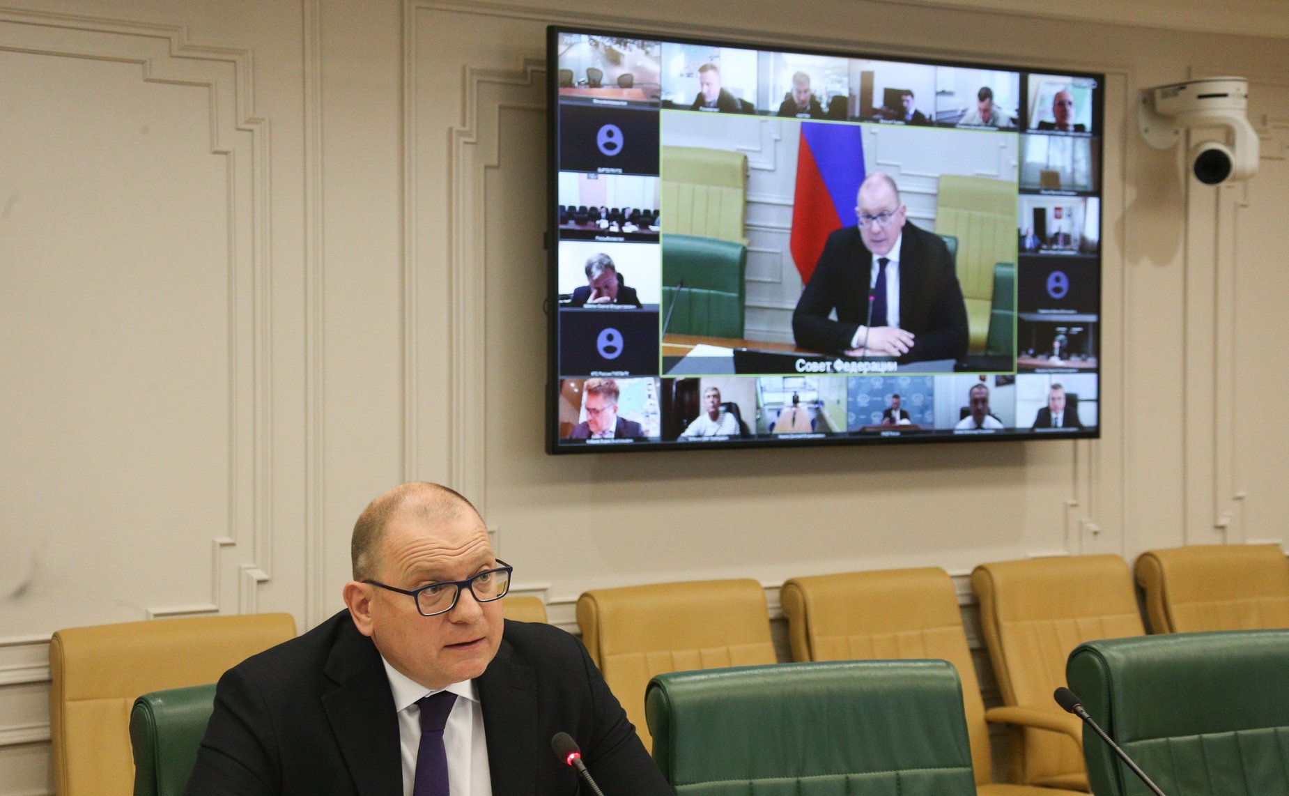 «Круглый стол», посвященный вопросам поддержки развития гражданского судостроения и судоремонта в России