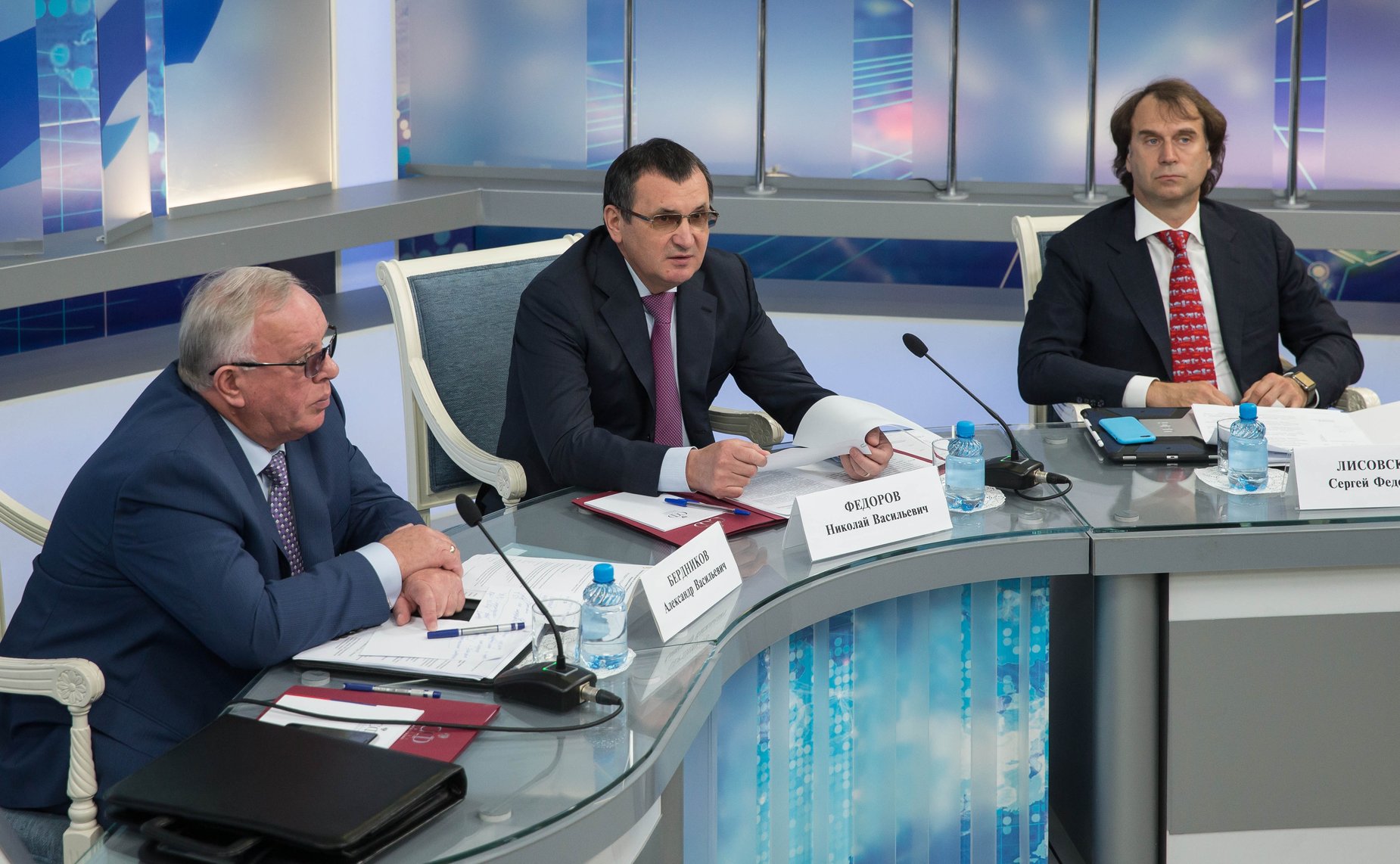 «Круглый стол» на тему «Телецкое озеро – уникальный природный символ России»