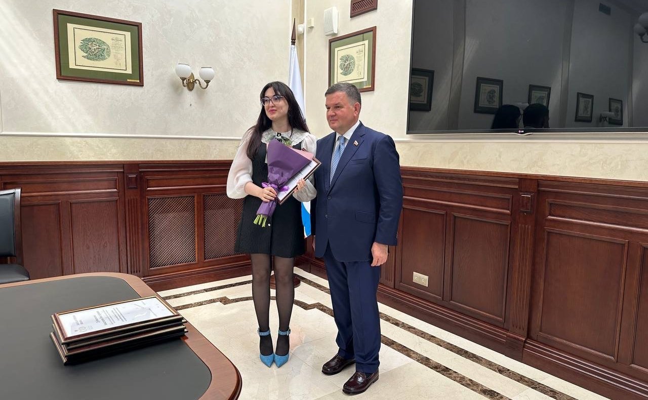 Сергей Перминов вручил награды СФ землякам в День Ленинградской области