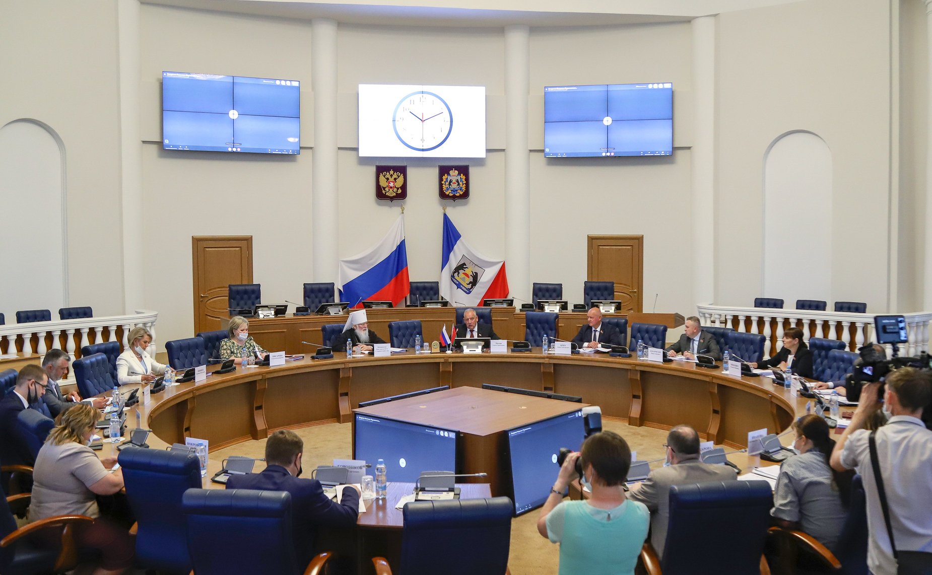 В Великом Новгороде состоялось заседание Комиссии Парламентского Собрания Беларуси и России по экономической политике