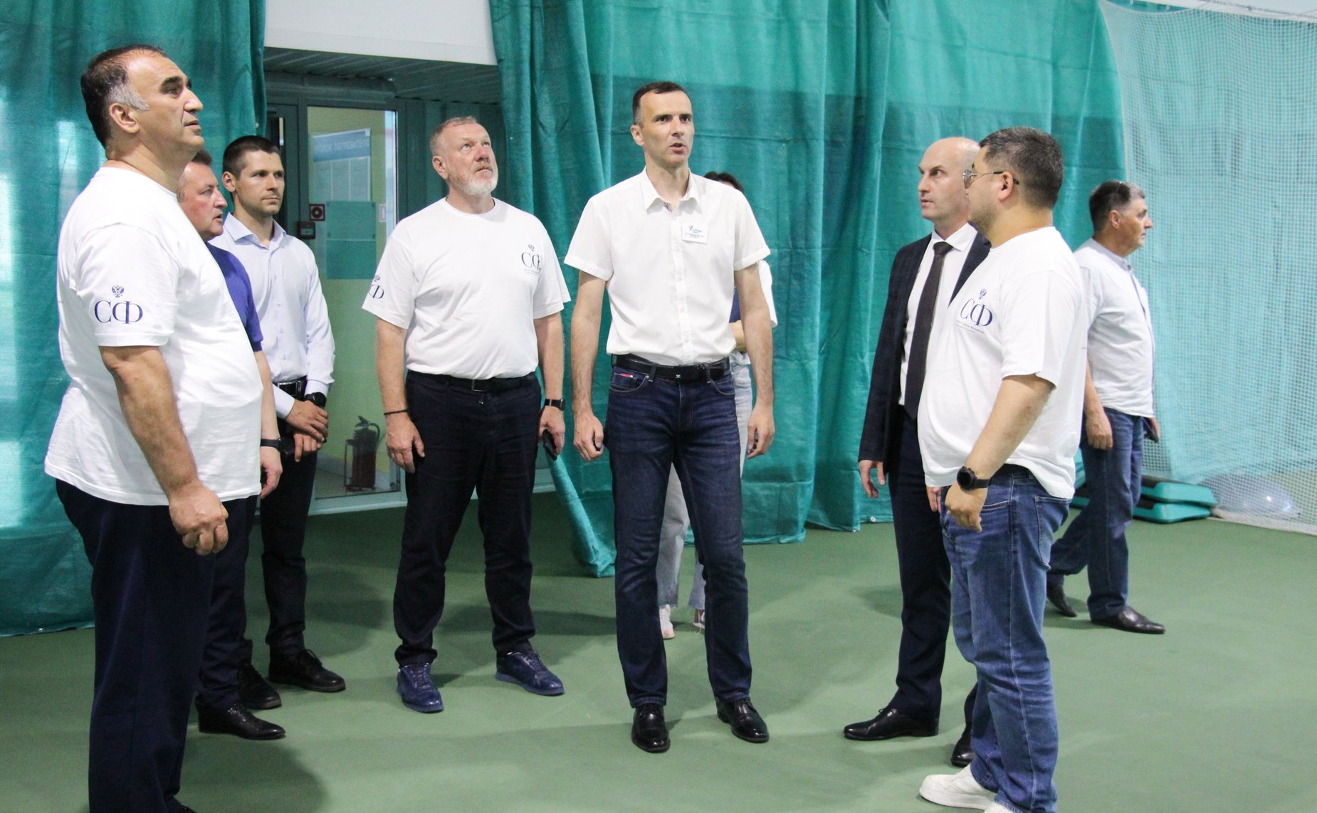 Сенаторы посетили спортивную школу олимпийского резерва «Витязь» и провели сеанс одновременной игры по шахматам