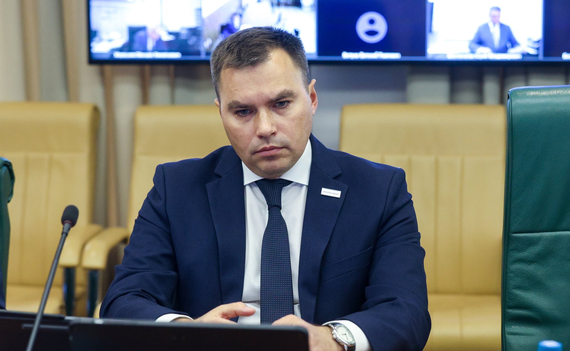 Круглый стол на тему «Проблемы эксплуатации жилищного фонда и объектов социальной инфраструктуры на вечномерзлых грунтах»