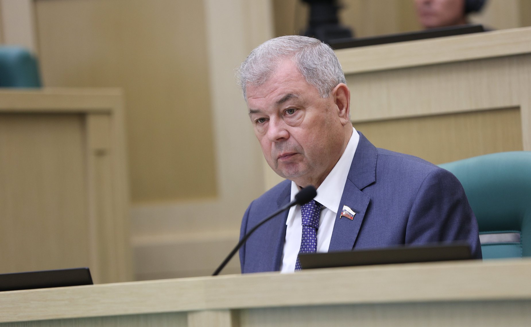 Анатолий Артамонов